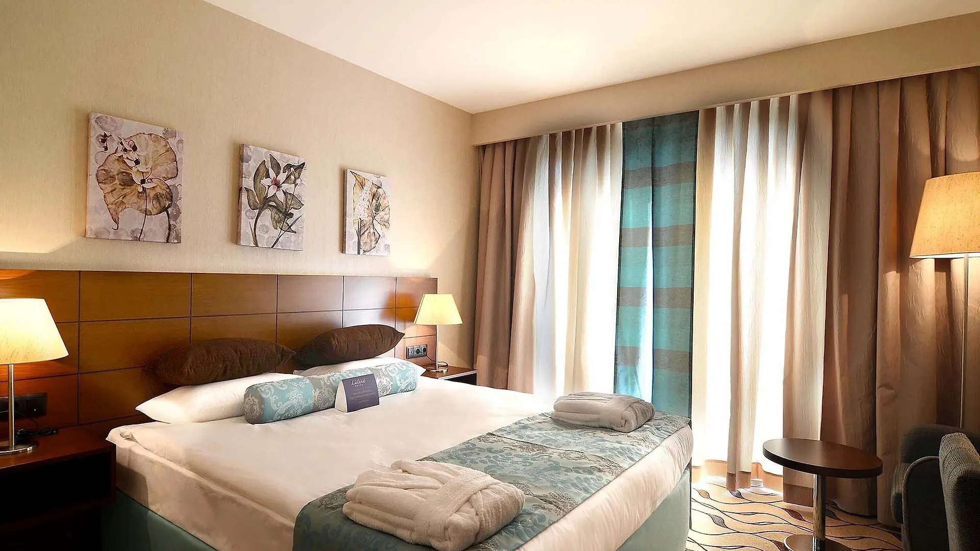 Listana Hotel Istanbul 4*,